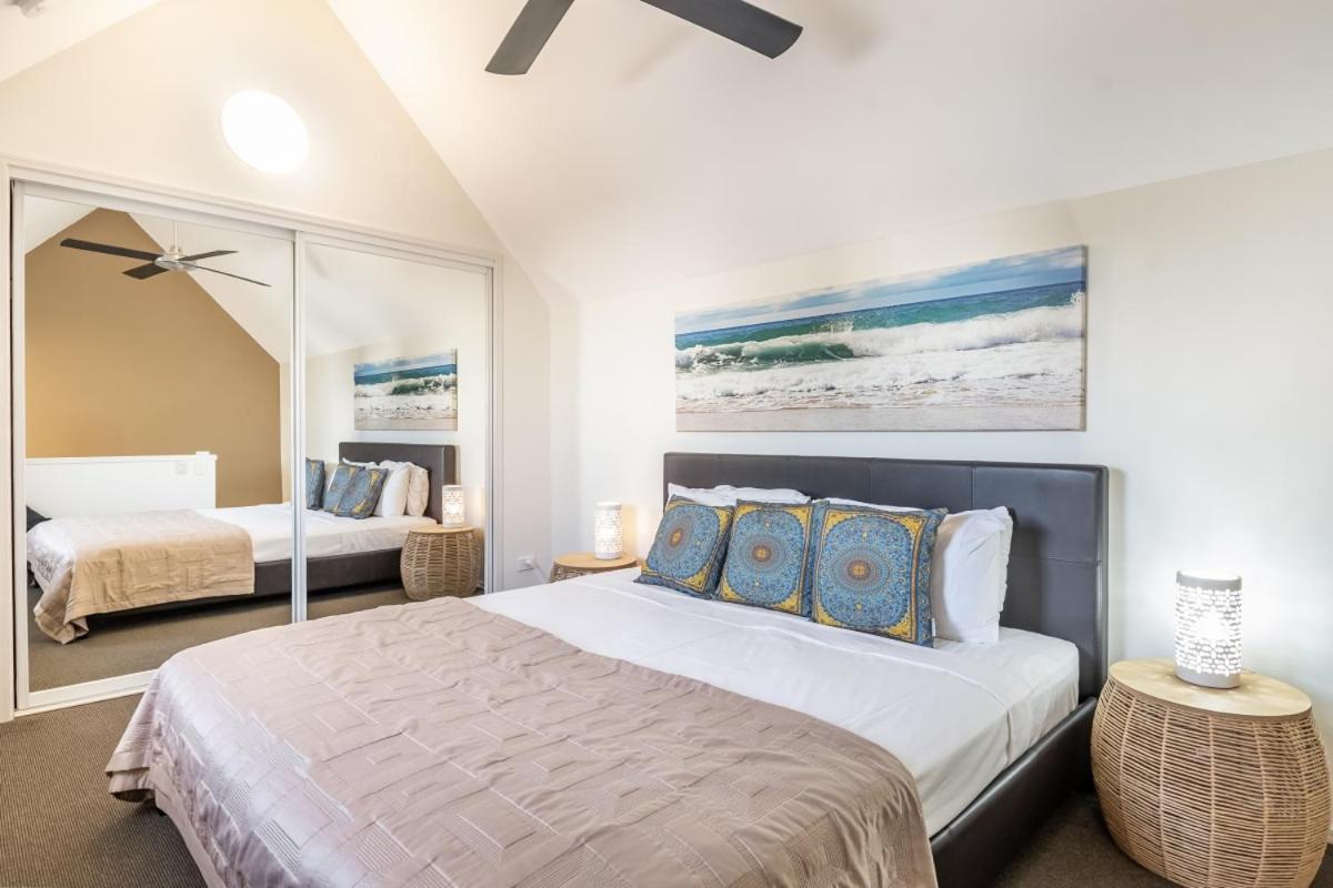 Byron Central Apartments Teluk Byron Bagian luar foto