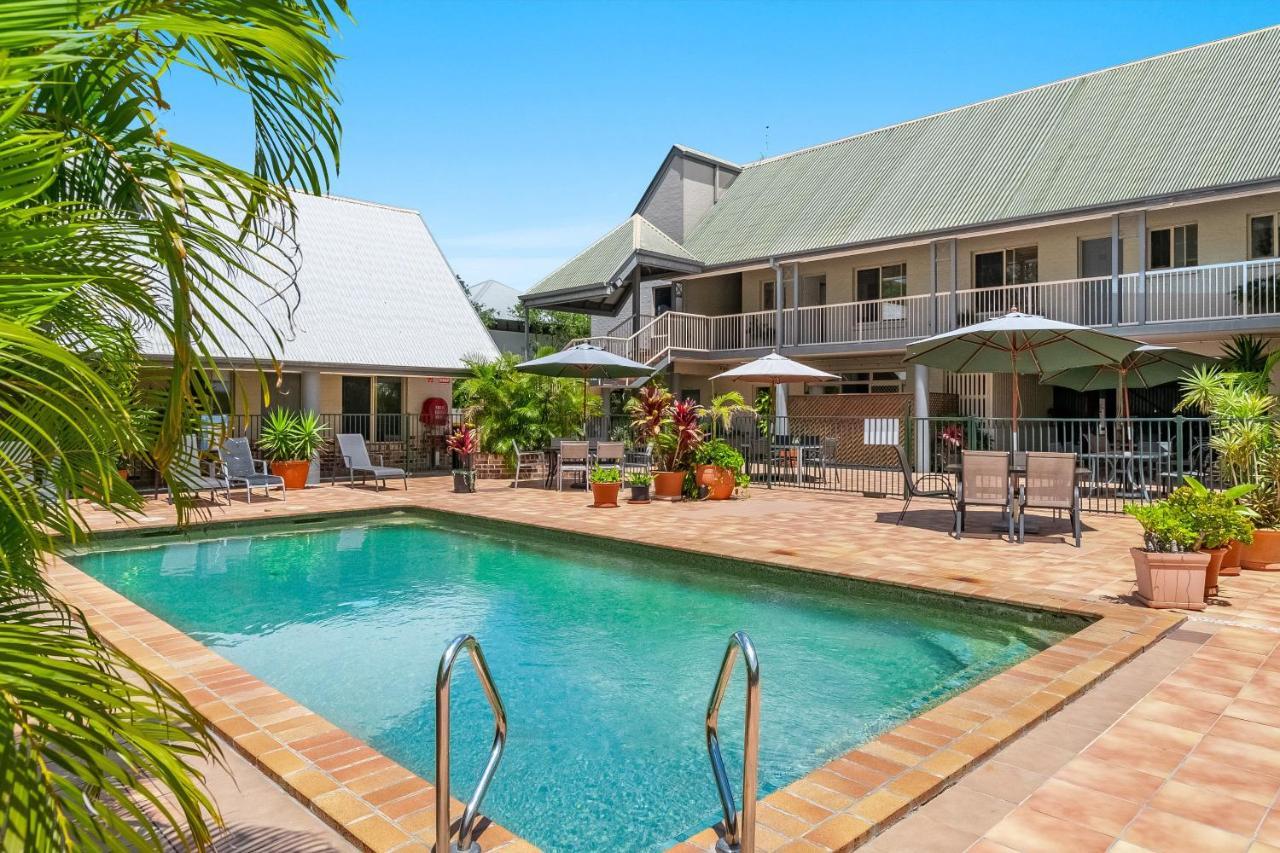 Byron Central Apartments Teluk Byron Bagian luar foto