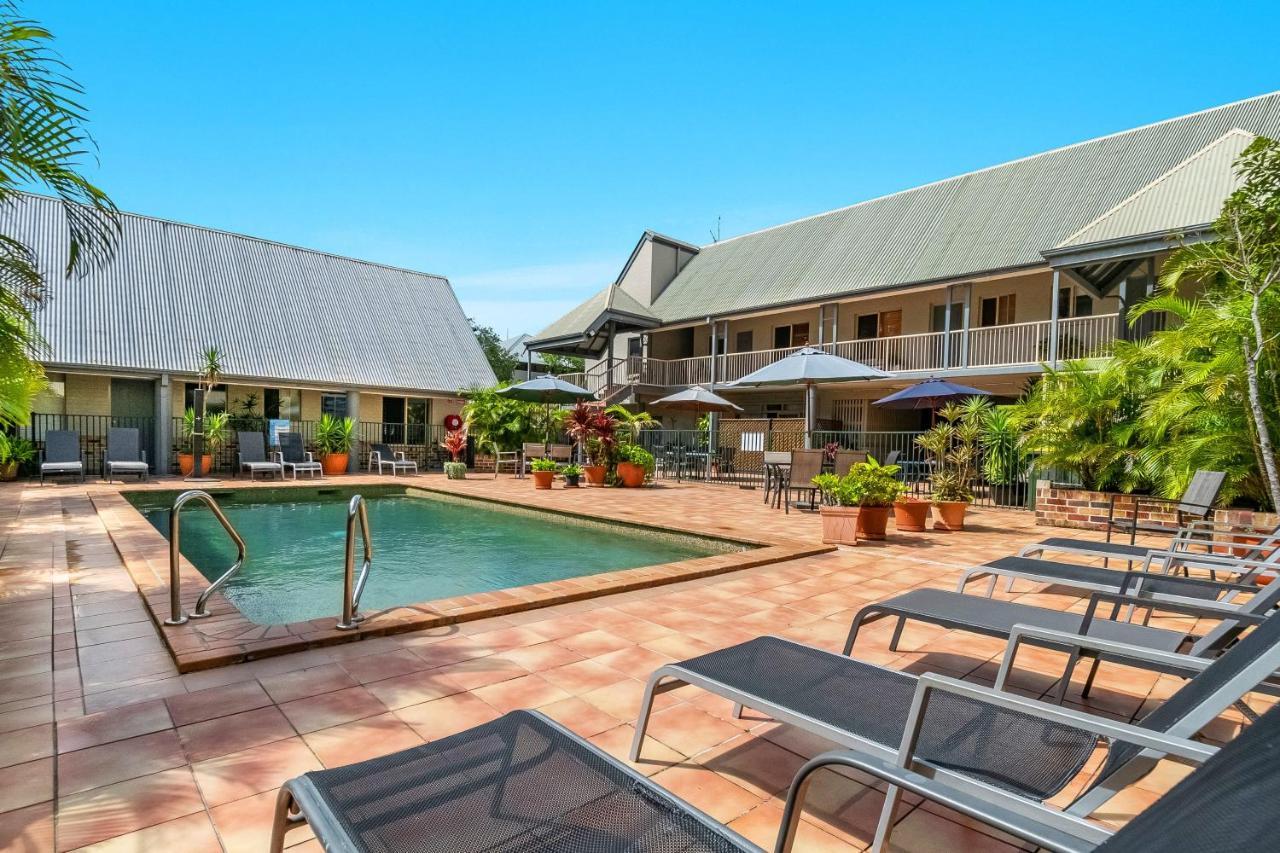 Byron Central Apartments Teluk Byron Bagian luar foto
