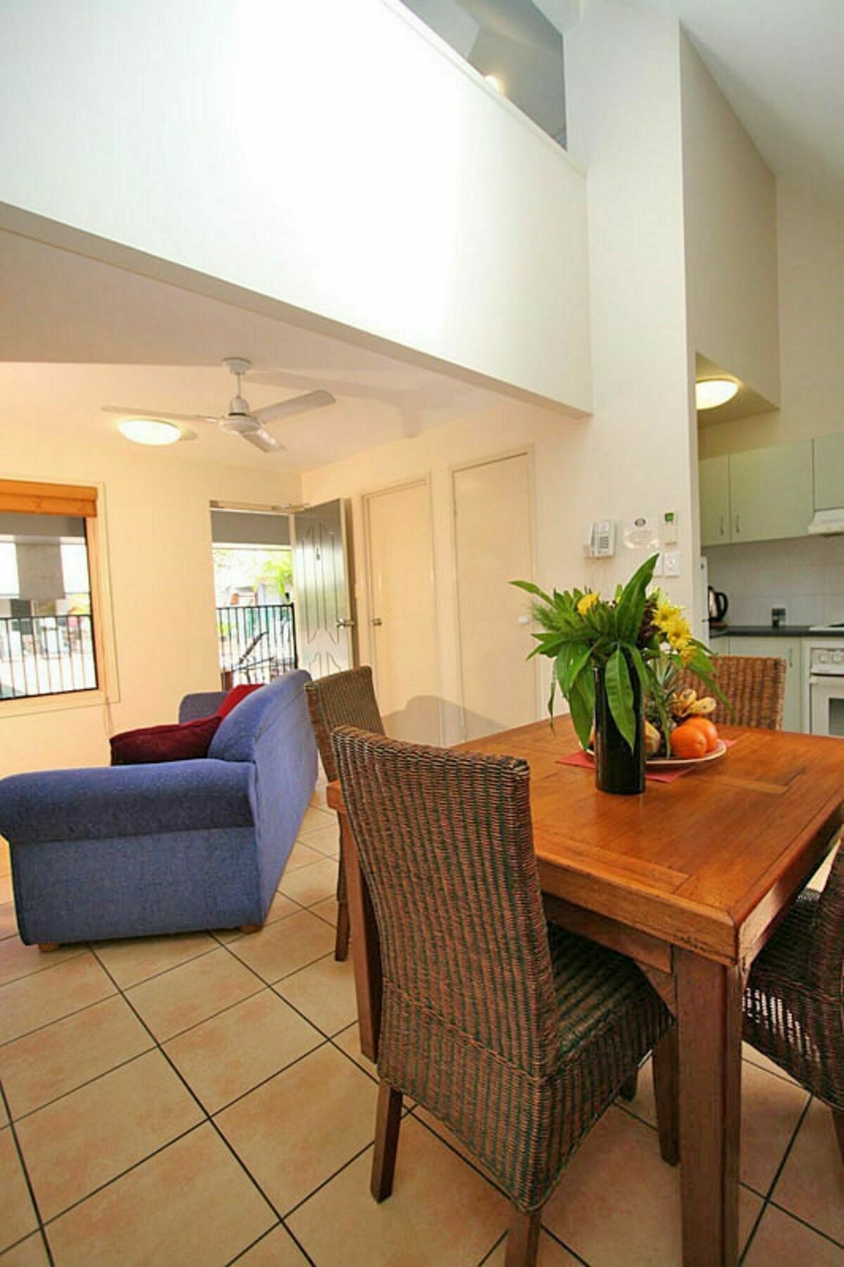 Byron Central Apartments Teluk Byron Bagian luar foto
